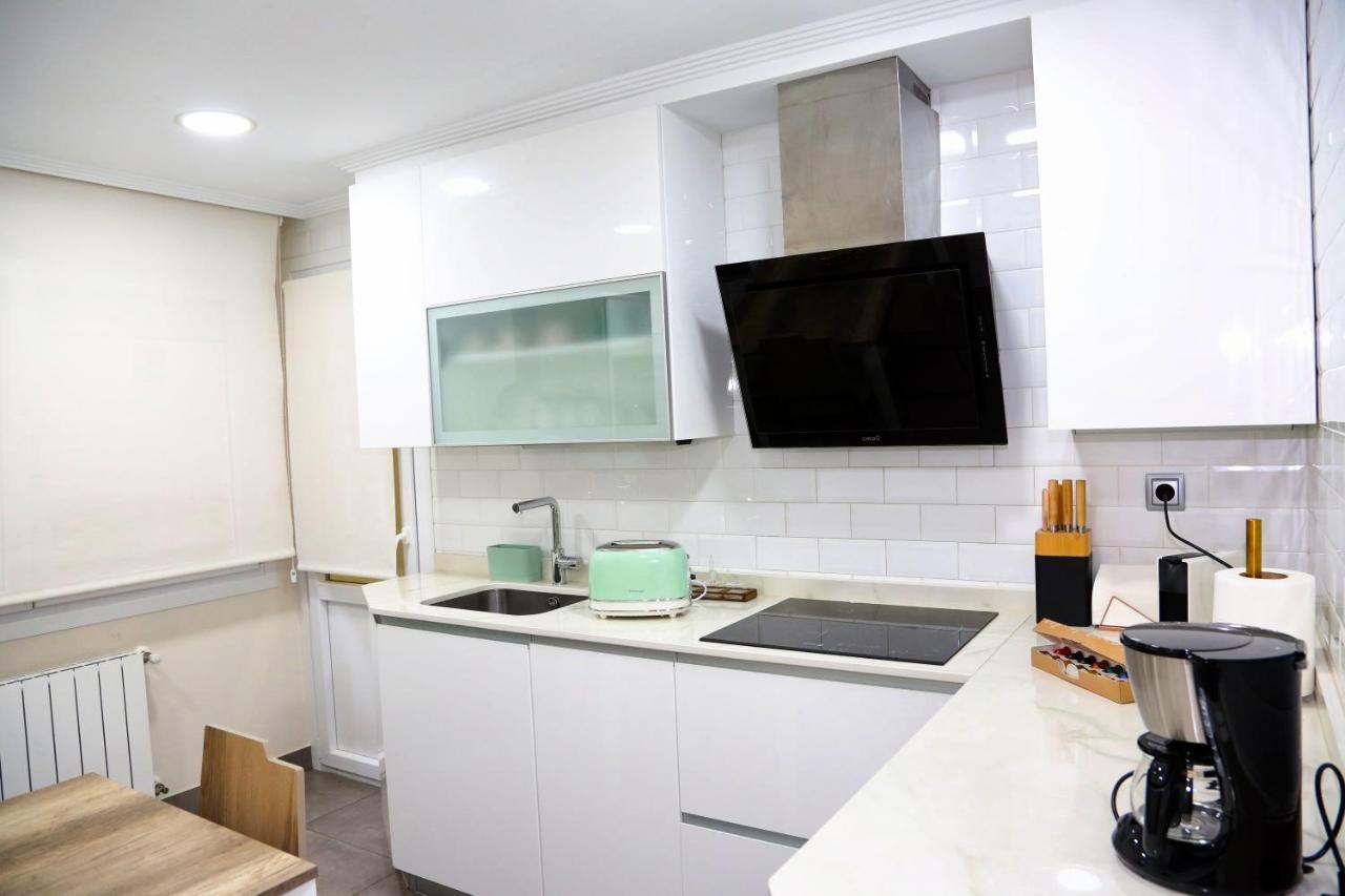 River Deluxe Con Garaje Gratis Bilbao Exterior photo