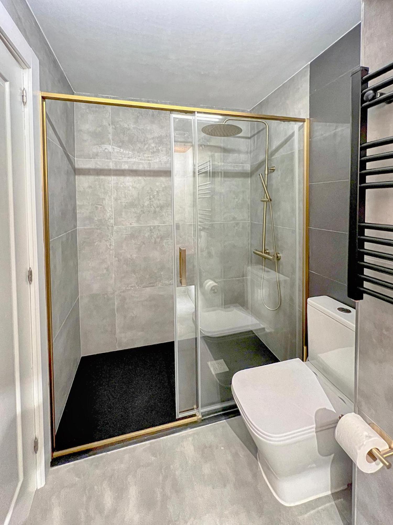 River Deluxe Con Garaje Gratis Bilbao Exterior photo